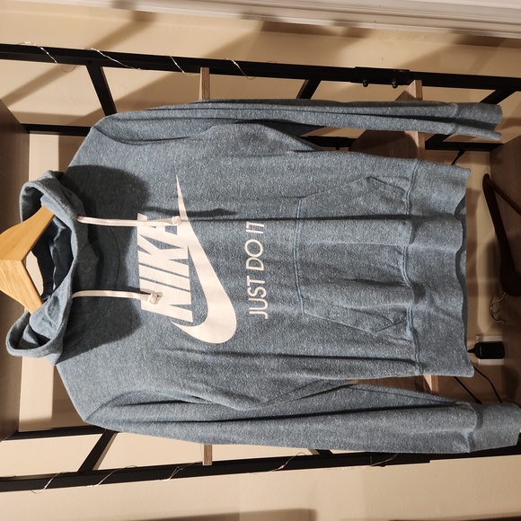 Nike Hoodie - Picture 1 of 3